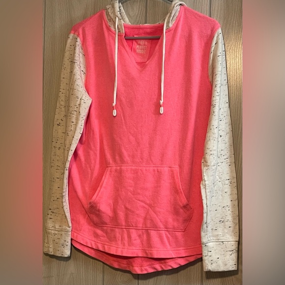 SO Perfect Hoodie - Picture 4 of 9